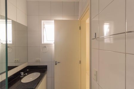Casa para alugar com 33m², 1 quarto e sem vaga Casa para alugar com 33m², 1 quarto e sem vagaBanheiro Suíte