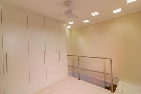 Suíte de casa para alugar com 1 quarto, 33m² em Jardim Niteroi, São Paulo