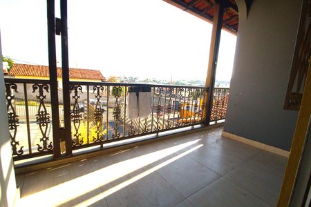 Apartamento à venda com 72m², 2 quartos e 1 vaga