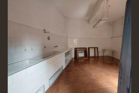Foto 17 de casa para alugar com 4 quartos, 292m² em Pinheiros, São Paulo