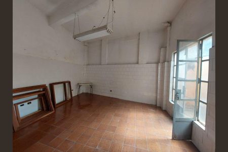 Foto 04 de casa para alugar com 4 quartos, 292m² em Pinheiros, São Paulo