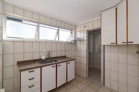 Apartamento para alugar com 75m², 2 quartos e 1 vagaCozinha