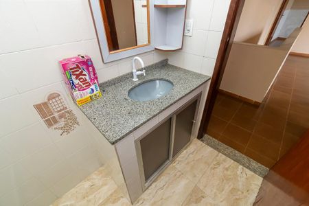 Casa para alugar com 78m², 2 quartos e 1 vaga Casa para alugar com 78m², 2 quartos e 1 vagaBanheiro