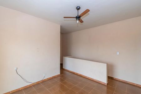 Casa para alugar com 78m², 2 quartos e 1 vaga Casa para alugar com 78m², 2 quartos e 1 vagaSala