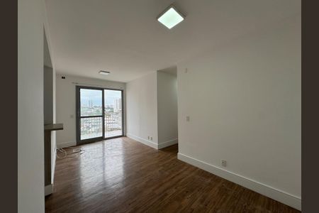 Foto 02 de apartamento para alugar com 3 quartos, 72m² em Vila Santa Catarina, São Paulo