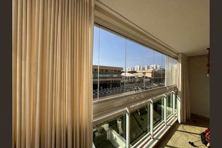 Varanda de apartamento para alugar com 2 quartos, 160m² em Barra da Tijuca, Rio de Janeiro