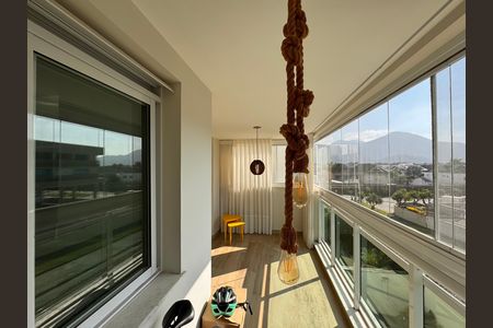 Varanda de apartamento para alugar com 2 quartos, 160m² em Barra da Tijuca, Rio de Janeiro