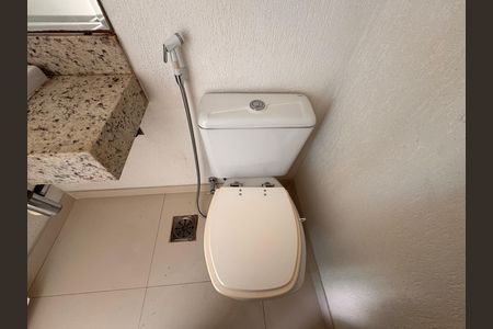 Apartamento à venda com 160m², 2 quartos e 2 vagas Apartamento à venda com 160m², 2 quartos e 2 vagasLavabo