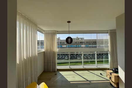 Varanda de apartamento para alugar com 2 quartos, 160m² em Barra da Tijuca, Rio de Janeiro