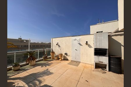 Apartamento à venda com 160m², 2 quartos e 2 vagas Apartamento à venda com 160m², 2 quartos e 2 vagasTerraço