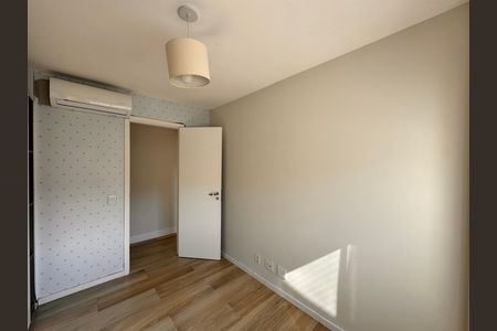 Apartamento à venda com 160m², 2 quartos e 2 vagas Apartamento à venda com 160m², 2 quartos e 2 vagasQuarto