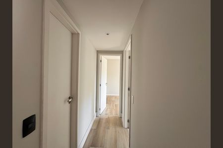 Apartamento à venda com 160m², 2 quartos e 2 vagas Apartamento à venda com 160m², 2 quartos e 2 vagasCorredor