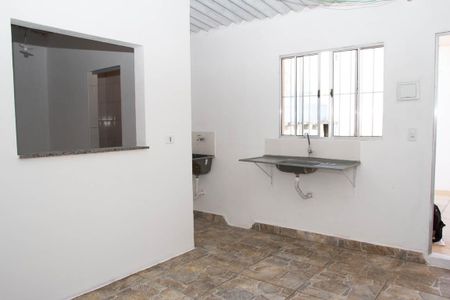 Casa para alugar com 1 quarto, 40m² em Parque Colonial, São Paulo