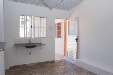 Casa para alugar com 1 quarto, 40m² em Parque Colonial, São Paulo