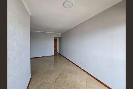 Sala  de apartamento para alugar com 3 quartos, 78m² em C Brasil (jd P Dutra, Guarulhos