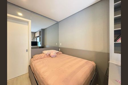 Apartamento à venda com 107m², 3 quartos e 2 vagas Apartamento à venda com 107m², 3 quartos e 2 vagasSuíte