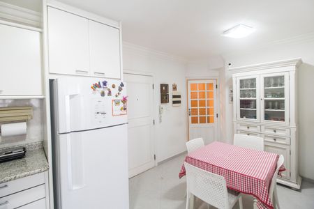 Apartamento para alugar com 162m², 3 quartos e 2 vagasCozinha