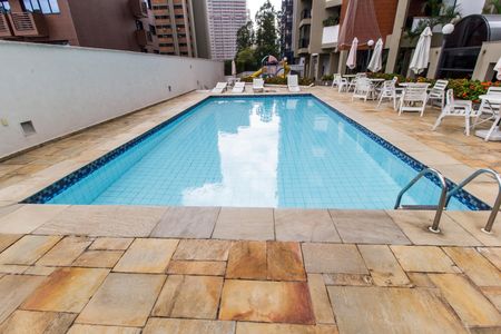 Apartamento para alugar com 162m², 3 quartos e 2 vagasPiscina