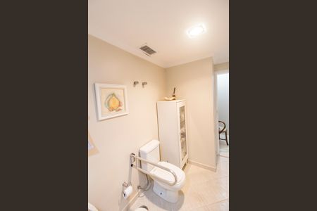 Apartamento para alugar com 162m², 3 quartos e 2 vagasBanheiro da Suíte