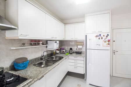 Apartamento para alugar com 162m², 3 quartos e 2 vagasCozinha