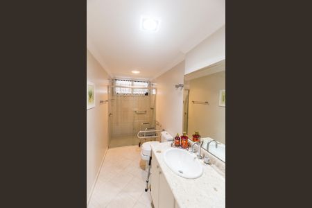 Apartamento para alugar com 162m², 3 quartos e 2 vagasBanheiro
