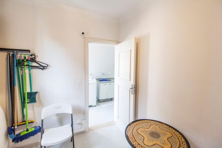 Apartamento para alugar com 162m², 3 quartos e 2 vagasQuarto de Serviço
