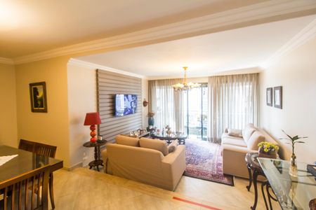 Apartamento para alugar com 162m², 3 quartos e 2 vagasSala 