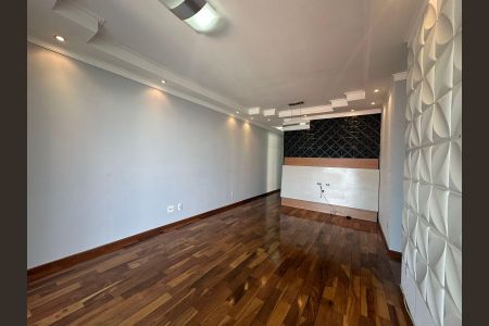 Sala de apartamento para alugar com 3 quartos, 74m² em Vila Invernada, São Paulo