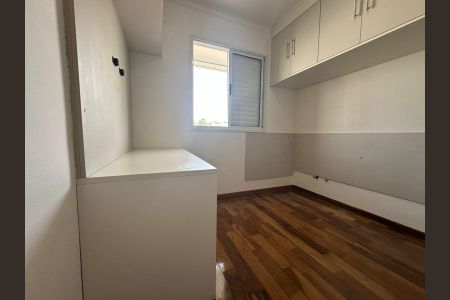 Apartamento para alugar com 74m², 3 quartos e 2 vagasQuarto