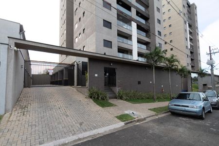 Apartamento para alugar com 70m², 2 quartos e 2 vagas Apartamento para alugar com 70m², 2 quartos e 2 vagasFachada
