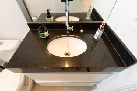 Apartamento para alugar com 70m², 2 quartos e 2 vagas Apartamento para alugar com 70m², 2 quartos e 2 vagasBanheiro Social