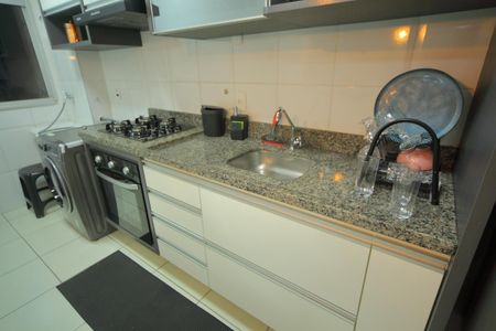 Apartamento à venda com 53m², 2 quartos e 1 vagaCozinha 