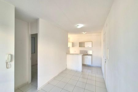 Sala de apartamento para alugar com 2 quartos, 49m² em Parque Jambeiro, Campinas