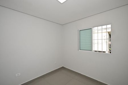 Quarto 2 de casa para alugar com 2 quartos, 54m² em Parque Sonia, São Paulo