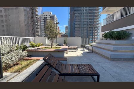 Studio para alugar com 23m², 1 quarto e sem vaga Studio para alugar com 23m², 1 quarto e sem vagaTerraço