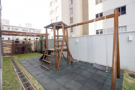 Apartamento para alugar com 45m², 2 quartos e 1 vaga Apartamento para alugar com 45m², 2 quartos e 1 vagaÁrea comum - Playground