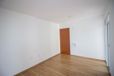 Sala de apartamento para alugar com 2 quartos, 45m² em Jardim Alvorada, Contagem