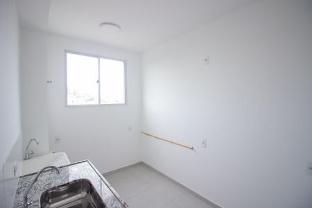Apartamento para alugar com 45m², 2 quartos e 1 vaga Apartamento para alugar com 45m², 2 quartos e 1 vagaCozinha e Área de Serviço