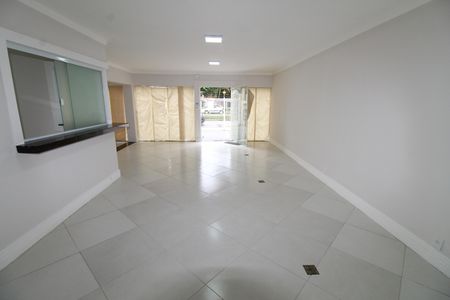 Casa para alugar com 180m², 4 quartos e 3 vagasSala 1