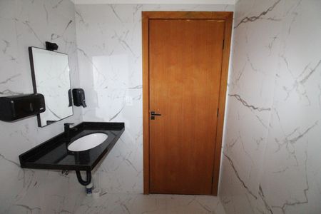 Casa para alugar com 180m², 4 quartos e 3 vagasBanheiro 2