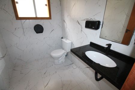 Casa para alugar com 180m², 4 quartos e 3 vagasBanheiro 2