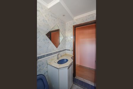 Casa à venda com 70m², 3 quartos e 1 vagaBanheiro