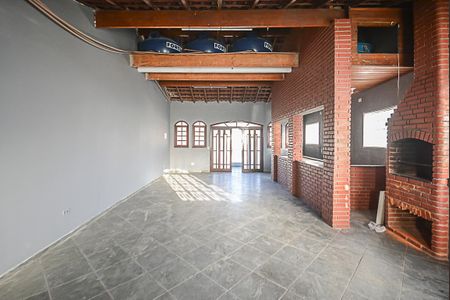 Casa à venda com 70m², 3 quartos e 1 vagaChurrasqueira