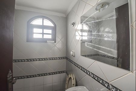 Casa à venda com 70m², 3 quartos e 1 vagaBanheiro de serviço