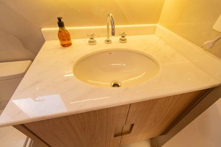Apartamento para alugar com 25m², 0 quarto e sem vaga Apartamento para alugar com 25m², 0 quarto e sem vagaBanheiro