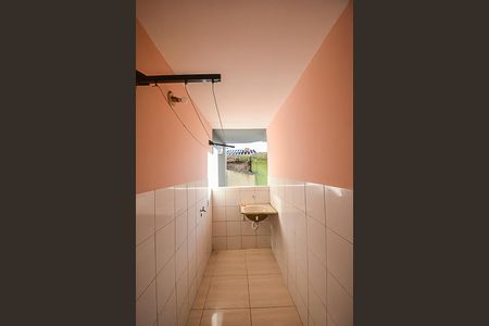 Casa à venda com 50m², 2 quartos e 1 vagaÁrea de Serviço