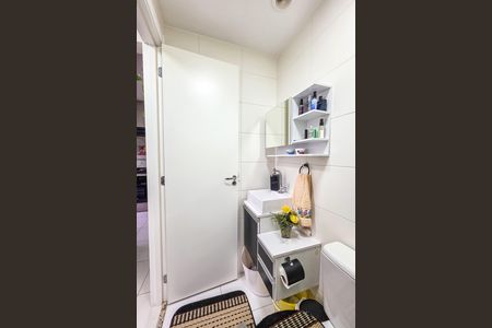 Apartamento à venda com 33m², 2 quartos e sem vaga Apartamento à venda com 33m², 2 quartos e sem vagaBanheiro