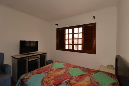 Casa à venda com 94m², 3 quartos e 2 vagasSuíte 2