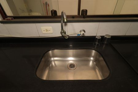 Casa à venda com 94m², 3 quartos e 2 vagasCozinha - Pia