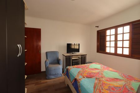 Casa à venda com 94m², 3 quartos e 2 vagasSuíte 2